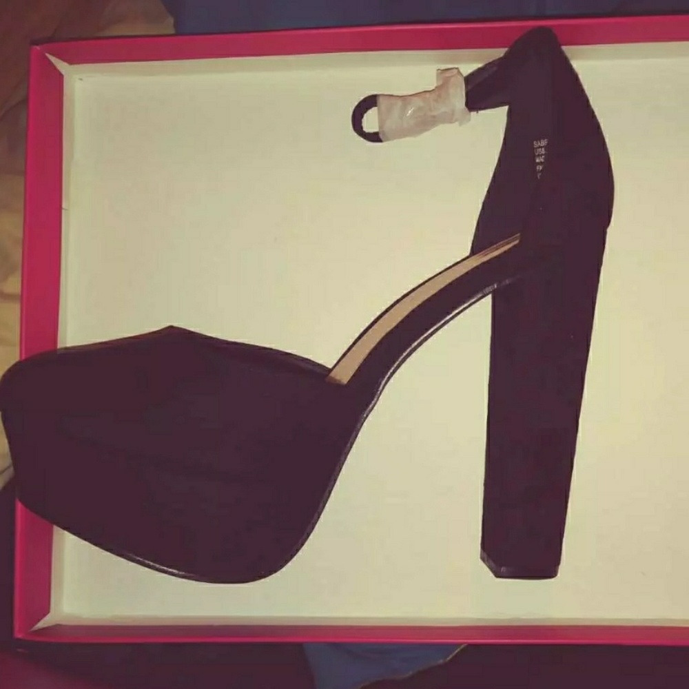 Chunky platform heels